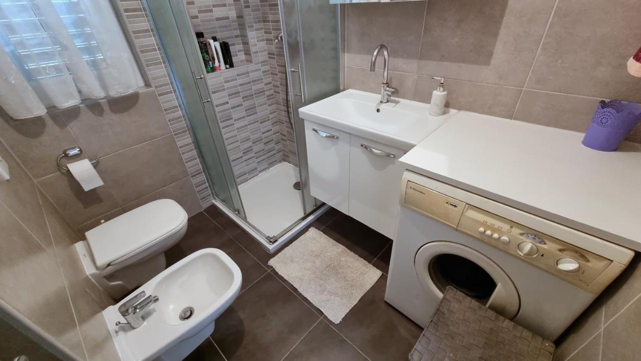 Apartment Tica โอมิช ภายนอก รูปภาพ